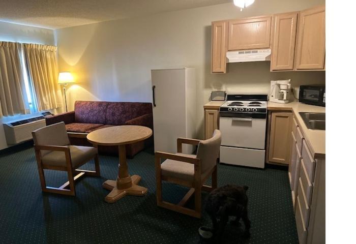 Newaygo Oakridge Motel المظهر الخارجي الصورة